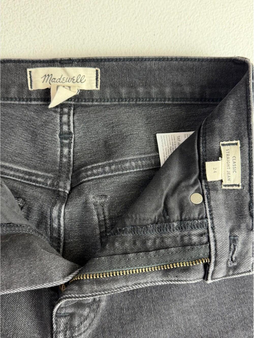 Madewell Women's Classic Straight Jeans - Black, Size 24, great condition - Picture 3 of 3
